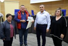 Τρισάγιο για τα θύματα των Τεμπών και της Βιολάντα