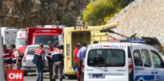 Διπλή τραγωδία στην Τουρκία: Δύο τροχαία με 16 νεκρούς και 30 τραυματίες