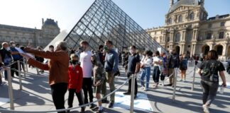 Λούβρο: Ζωγραφισμένη οροφή του 19ου αιώνα καταστράφηκε από διαρροή νερού