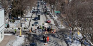 Μινεάπολη: Μετανάστης στο νοσοκομείο με βαριά κατάγματα στο κεφάλι – Έπεσε μόνος του σε τοίχο λέει η ICE