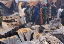 Επιθέσεις σε χωριά στη Νιγηρία – Τρεις νεκροί και περισσότεροι από 50 απαχθέντες