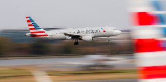 Αεροπλάνο της American Airlines βρέθηκε με τρύπα από σφαίρα μετά από ταξίδι στην Κολομβία