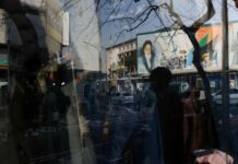 Ιράν: Διχασμένοι οι σύμβουλοι του Τραμπ για την επίθεση – Σενάριο δολοφονίας Χαμενεΐ