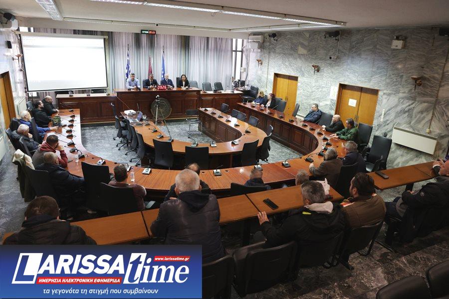 Πανοραμική της αίθουσας από το καλωσόρισμα των νέων υπαλλήλων