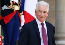 Εμπάργκο από την κυβέρνηση Μακρόν στον Αμερικανό πρέσβη Κούσνερ – Δεν πήγε στο ΥΠΕΞ για εξηγήσεις