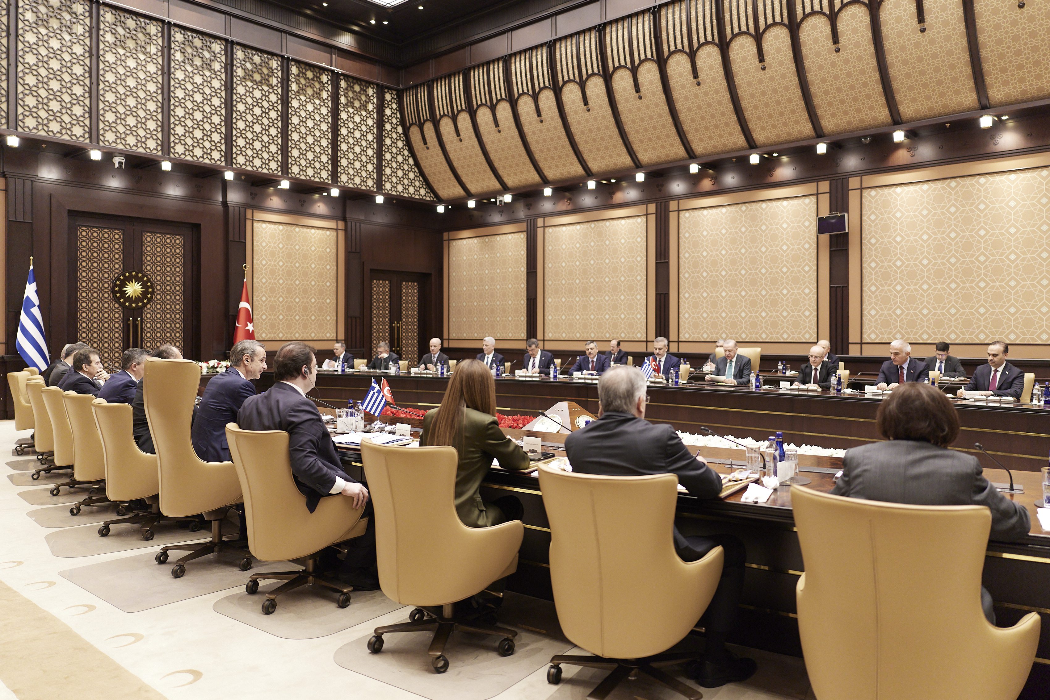 Μητσοτάκης σε Ερντογάν: «Ακόμα και όταν διαφωνούμε, είναι σημαντικό να μην οδηγούμαστε σε κρίσεις»-1