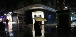 Ισχυρή βροχόπτωση στην Αττική – Δείτε live την πορεία της κακοκαιρίας