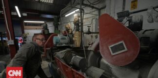 Ξεκίνησε η λειτουργία του πρώτου ουκρανικού στρατιωτικού εργοστασίου στη Βρετανία