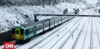 Εκτροχιάστηκε τρένο στην Ελβετία – Πληροφορίες για τραυματίες