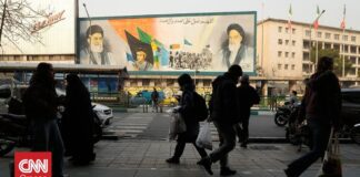 ΗΠΑ – Ιράν: Ανοιχτό το «παράθυρο διαλόγου», αλλά παραμένει ο φόβος για περιορισμένα χτυπήματα