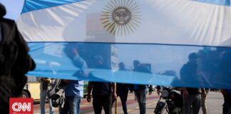 Αργεντινή: Με 24ωρη απεργία απαντά η γενική συνομοσπονδία εργατών στο εργασιακό νομοσχέδιο Μιλέι