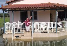 Ηλεία: «Βούλιαξαν» σπίτια και καλλιέργειες στο Βαρθολομιό από την απελευθέρωση υδάτων από το Φράγμα Καραμανλή