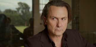 Ο Άγγελος τινάζει στον αέρα τη συμφωνία πώλησης των επιχειρήσεων