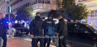 Λαμία: Με αλεξίσφαιρο γιλέκο στα δικαστήρια ο αρχιφύλακας των Φυλακών Δομοκού