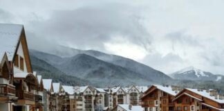 Μπάνσκο: Εκεί που το βουνό συναντά την παράδοση