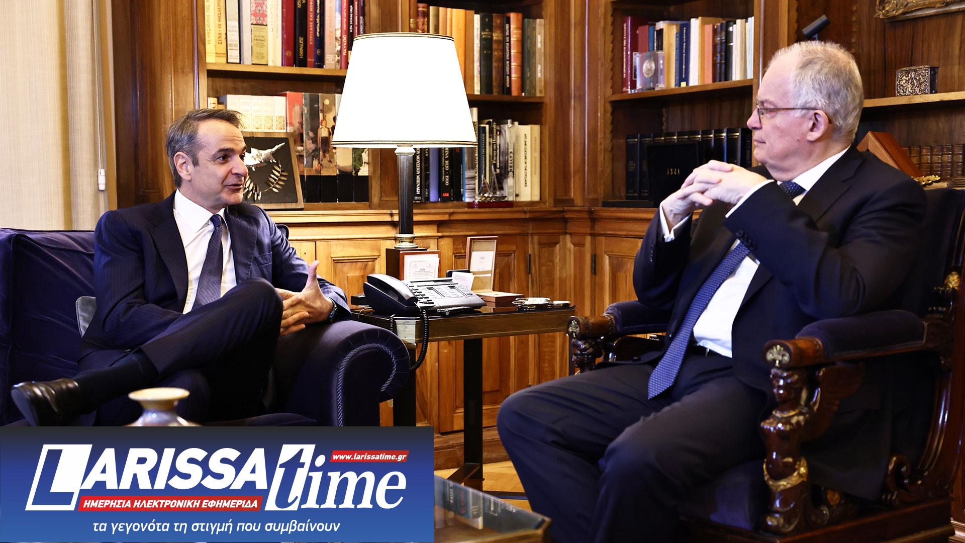 Απάντηση Μαξίμου για άρθρο 86 και Βενιζέλο: «Ας κριθούμε για τη συνέπεια»-1