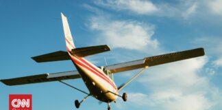 Συντριβή αεροσκάφους στο Μάντσεστερ – Πληροφορίες για δύο επιβαίνοντες