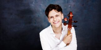 O Αυστριακός τσελίστας Jeremias Fliedl στο Ertnews: Η μουσική υπήρξε ο καλύτερος δάσκαλος ζωής που θα μπορούσα να είχα ευχηθεί