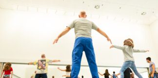 Εκπαιδευτικές δράσεις της ΕΛΣ: Το χορευτικό παιχνίδι «Μπαμπά… χορεύουμε;» ταξιδεύει στο Ρέθυμνο