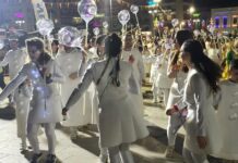 Πάτρα: Στους δρόμους περισσότεροι από 50.000 καρναβαλιστές για την ποδαράτη παρέλαση