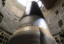 Από την «ομπρέλα» ασφαλείας των ΗΠΑ, στη στρατηγική αυτονομία – Είναι τα πυρηνικά λύση για την Ευρώπη;