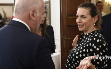 Θεωρείο: Αλλαγές στη διάταξη | Η ΚΑΘΗΜΕΡΙΝΗ