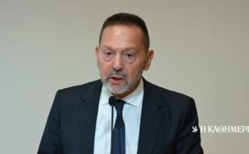 Ανοικτό μέτωπο μεταξύ Στουρνάρα και Τσίπρα