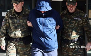 Το τηλέφωνο και τα κρυπτονομίσματα του σμηνάρχου