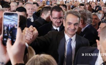 Θεωρείο: Ποιος διαλύεται τελικά; | Η ΚΑΘΗΜΕΡΙΝΗ