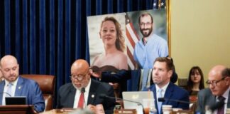 Βουλή ΗΠΑ: Θυελλώδης συνεδρίαση κατά την ακρόαση των επικεφαλής των υπηρεσιών για τη μετανάστευση