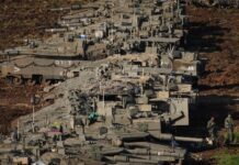 Σφοδρές μάχες στο Λίβανο: Ισραηλινοί κομάντο προσγειώθηκαν με αλεξίπτωτα