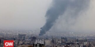 «Θα παραδοθούν» λέει ο Τραμπ για το Ιράν – «Δεν έχει καταλάβει τη δύναμη μας» απαντά η Τεχεράνη