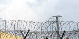 Έφοδος της ΕΛΑΣ στις φυλακές Μαλανδρίνου