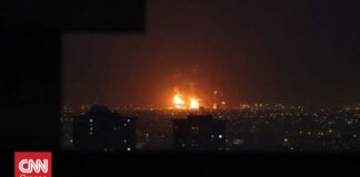 Τραμπ: Μιλάμε με τα σωστά άτομα για τη λήξη του πολέμου – Επιπλέον 3.000 πεζοναύτες στη Μέση Ανατολή