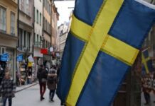 Σουηδία: Η κυβέρνηση προωθεί τις απελάσεις μεταναστών με βάση το αν ζουν «έντιμη ζωή»