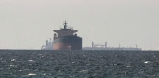 Το Ιράν έβαλε 12 νάρκες στο Στενό του Ορμούζ – «Δε νομίζω ότι τα κατάφερε η Τεχεράνη» απαντά ο Τραμπ