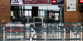 Ο πόλεμος καθηλώνει τα αεροπλάνα – Αλλαγές και ακυρώσεις στις διεθνείς πτήσεις