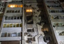 Ανταλλαγή πυρών: Τρεις νεκροί σε πλήγματα στην Ουκρανία – Ένα παιδί σκοτώθηκε σε ουκρανικό πλήγμα στη Ρωσία