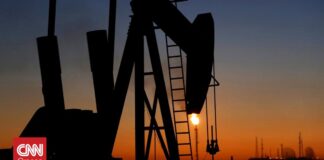 Πόλεμος στο Ιράν: Κρατήθηκε στα 98,53 δολάρια το αμερικανικό αργό σημειώνοντας αύξηση 2,29%