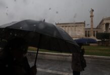 Καιρός: Τοπικές βροχές και σκόνη σήμερα