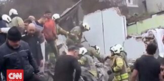 Εκρηξη φυσικού αερίου «βλέπουν» οι Αρχές πίσω από την κατάρρευση των κτηρίων στην Κωνσταντινούπολη