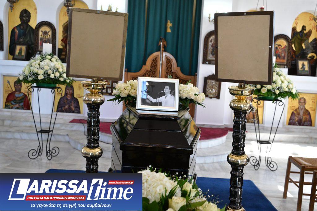 Σε κλίμα συγκίνησης το τελευταίο «αντίο» στον Γιώργο Μαρίνο