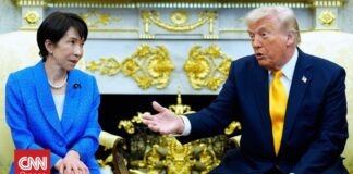 Το αστείο του Τραμπ για το Περλ Χάρμπορ και η αμηχανία της πρωθυπουργού της Ιαπωνίας