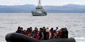 «Εξωτικοί» προορισμοί για τους ανεπιθύμητους