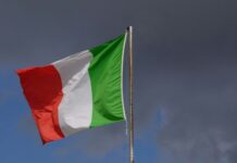 Κλείνει η Ιταλική Πρεσβεία στην Τεχεράνη