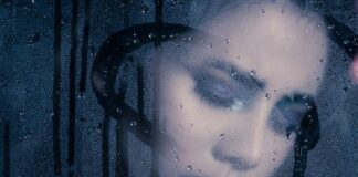 Η ψυχή γνωρίζει το φως, μόνο όταν έχει αποδεχτεί το σκοτάδι της