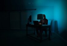 Ακαδημία Βιασμού: χιλιάδες άντρες εκπαιδεύονται πώς να ναρκώνουν και να βιάζουν τις συζύγους τους