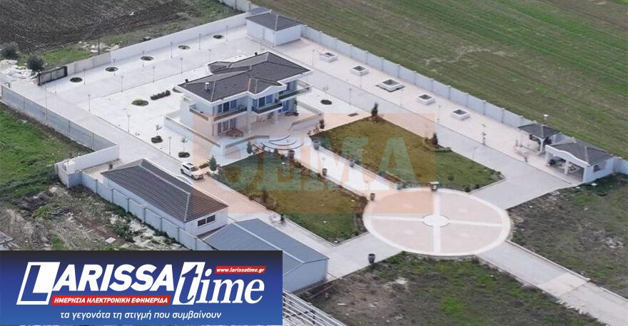 Οικογένεια Ρομά που εμπλέκεται στην απάτη με τις χρυσές λίρες είχε μέχρι και ελικοδρόμιο στη βίλα της, δείτε εικόνες