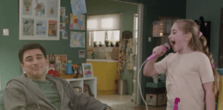 Έχω παιδιά: Αν δεν μπορείς να αποφύγεις το χάος, απόλαυσέ το