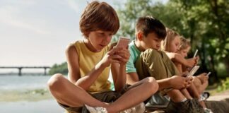 Βρετανία: Όχι οθόνες πριν από την ηλικία των δύο ετών – Συστάσεις της κυβέρνησης